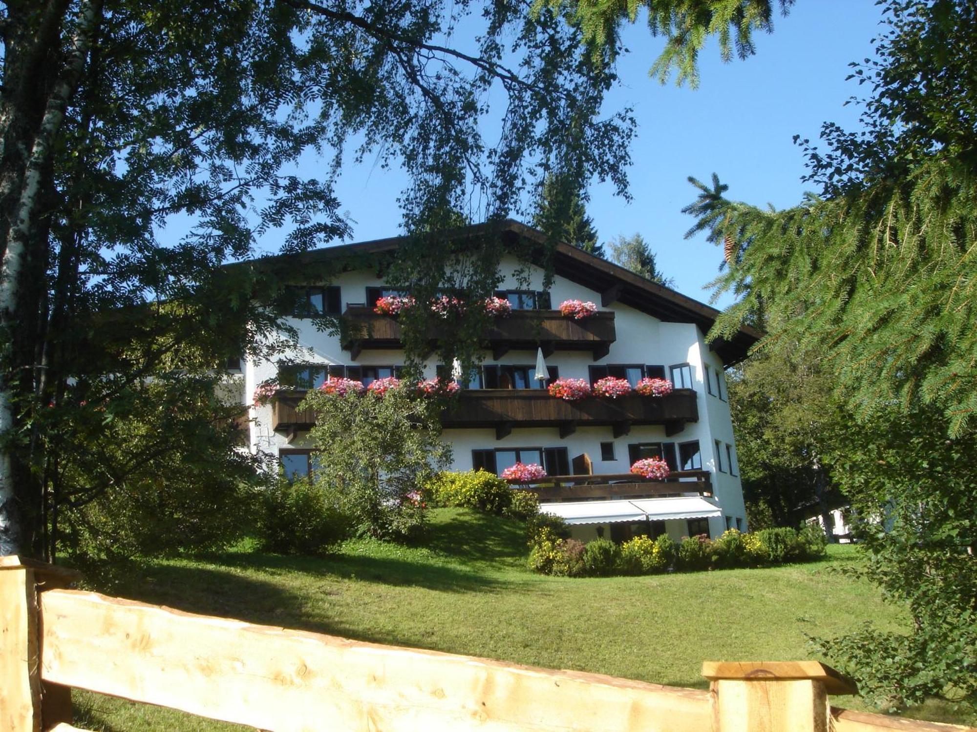 Landhaus Frenes Apartments Seefeld in Tirol Exterior photo